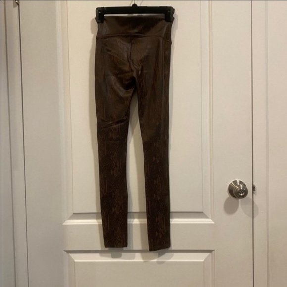 Spanx Faux Leather Snake Print Leggings - Picture 8 of 8